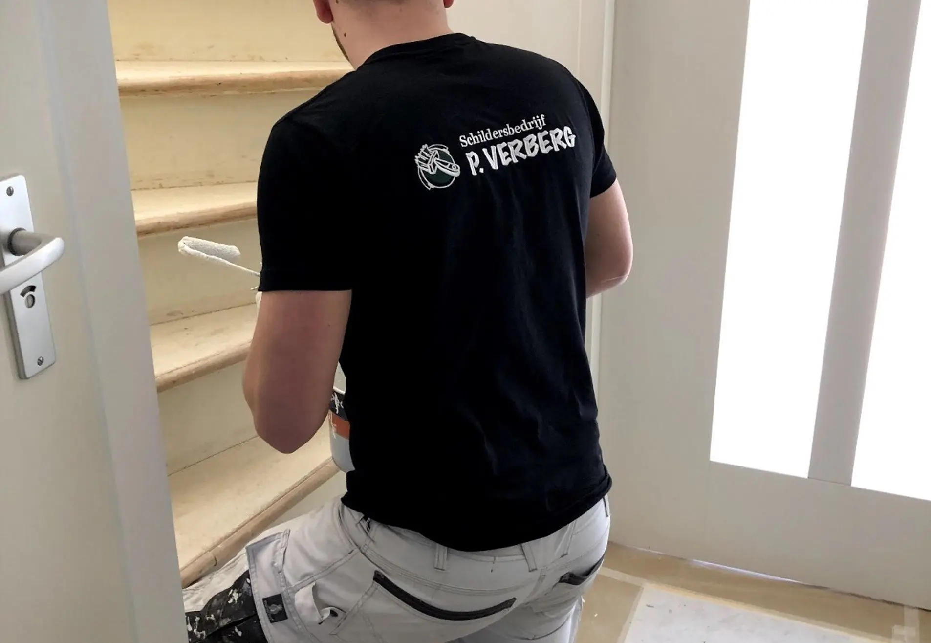 Binnen schilder P.Verberg